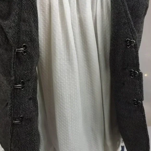 IZ Byer Black and White Tweed Fitted Blazer, Size M - Picture 5 of 13